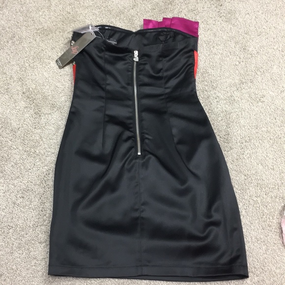 Lipsy Jewel Bust Sash Dress - Picture 2 of 4